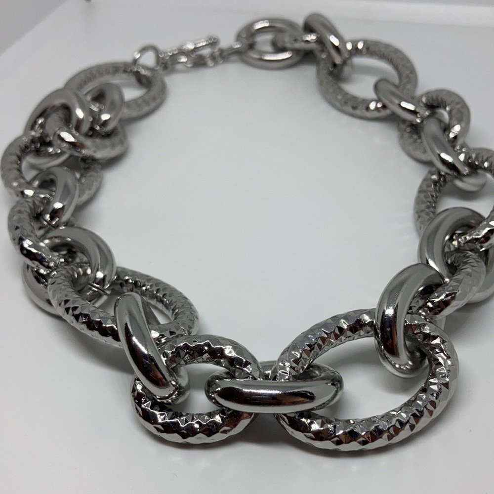 Thick silver chain necklace - Picture 2 of 2